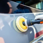High-quality Wohnmobil Politursiegelung applied by expert to a gleaming campervan, showcasing